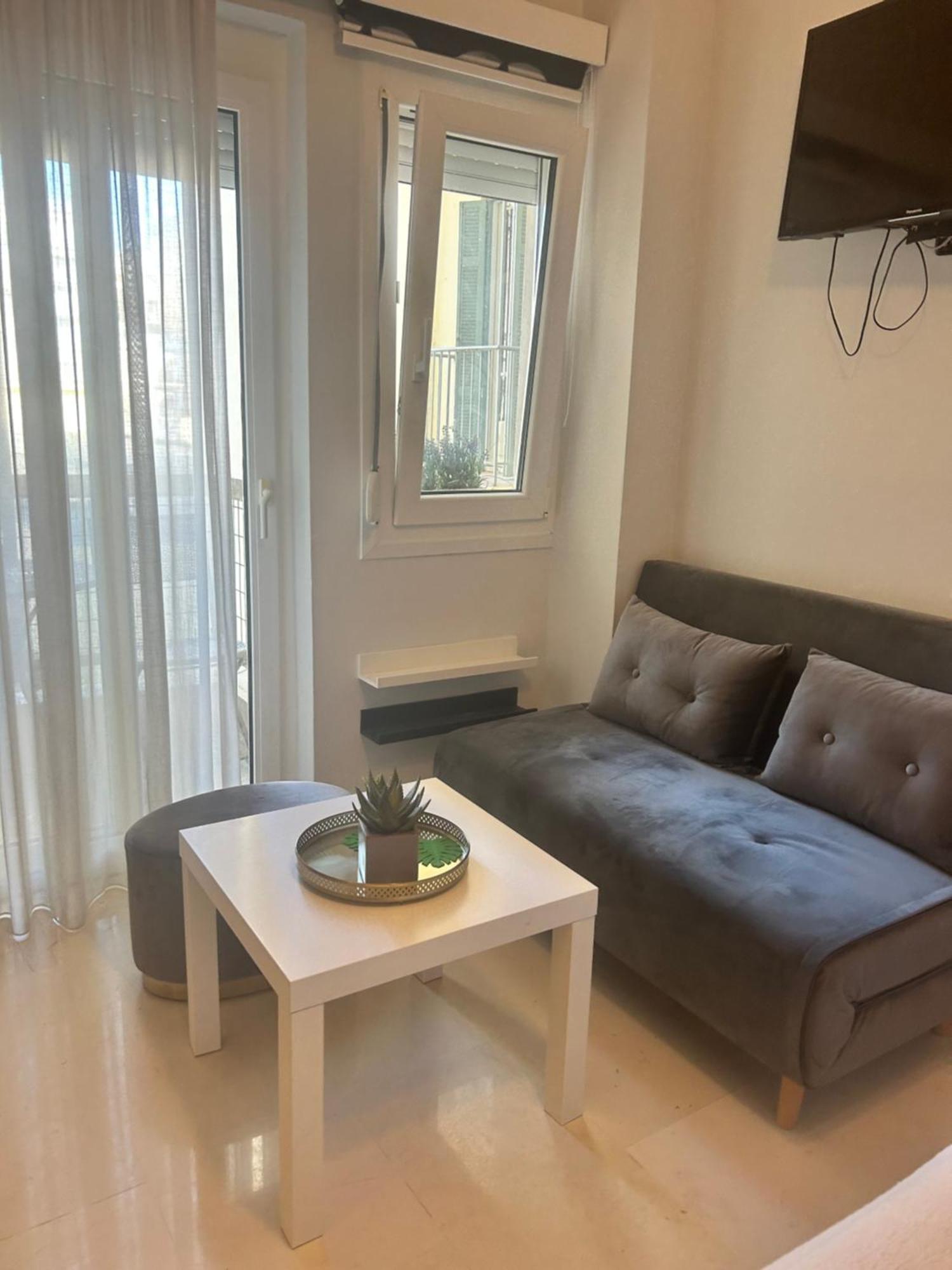 Agias Sofias 28 Apartment เทสซาโลนิกิ ภายนอก รูปภาพ
